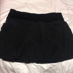 Lululemon BASICALLY NEW skirt